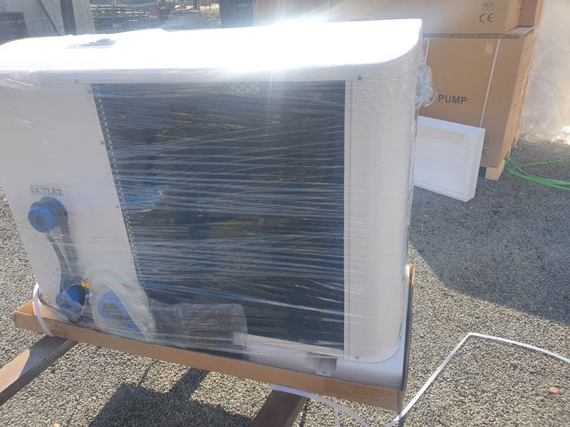 15.5kW Pool heat pump, heating air to water for pool or hot tub spa bath Carousel 1