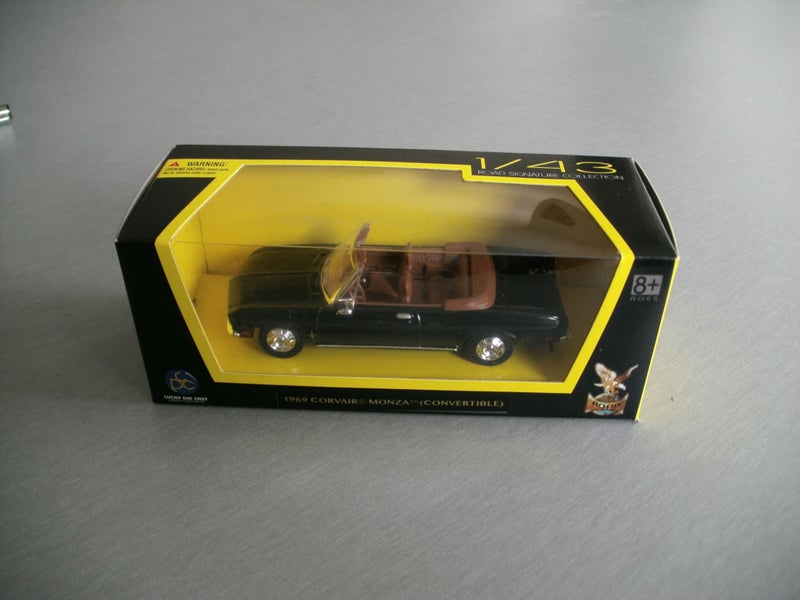 1969 CORVAIR MONZA CONVERTIBLE 1:43 Carousel 3