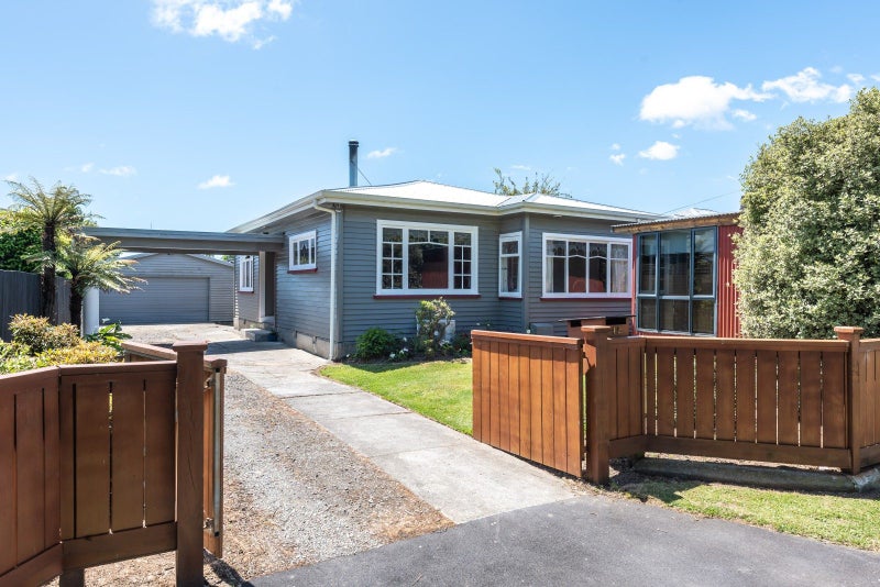 Image 1 of 20