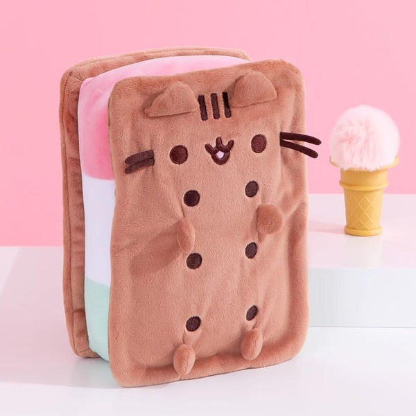 Pusheen the Cat: Neapolitan Ice Cream Sandwich - 6" Plush Carousel 5