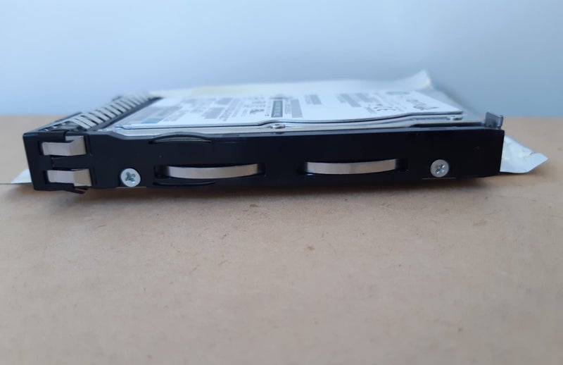2 x HP 300GB 10K SAS HDD SFF 2.5" Carousel 2