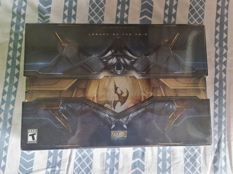Starcraft II 2 Legacy of the Void Collector's Limited Edition PC-NEW SEALED Carousel 1