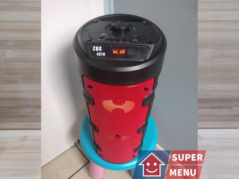 Speaker Carousel 3