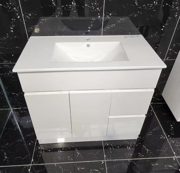 Sale! ! - Free standing VANITY NT900F WHITE finish -Lennox CHCH Carousel 1
