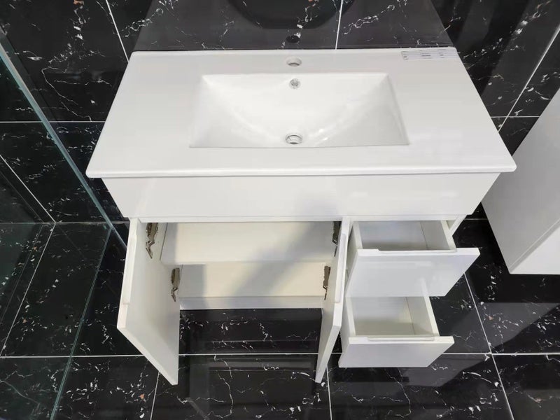 Sale! ! - Free standing VANITY NT900F WHITE finish -Lennox CHCH Carousel 3