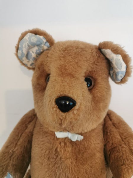 Vintage Collectable just an old fashioned Bear Madrigal designs Carousel 1