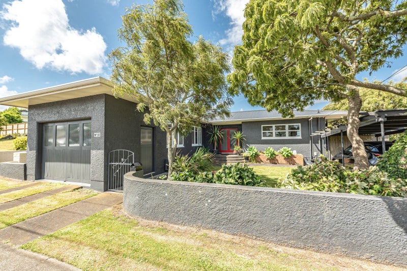 10 Great North Road, Saint Johns Hill, Whanganui, Manawatu / Whanganui