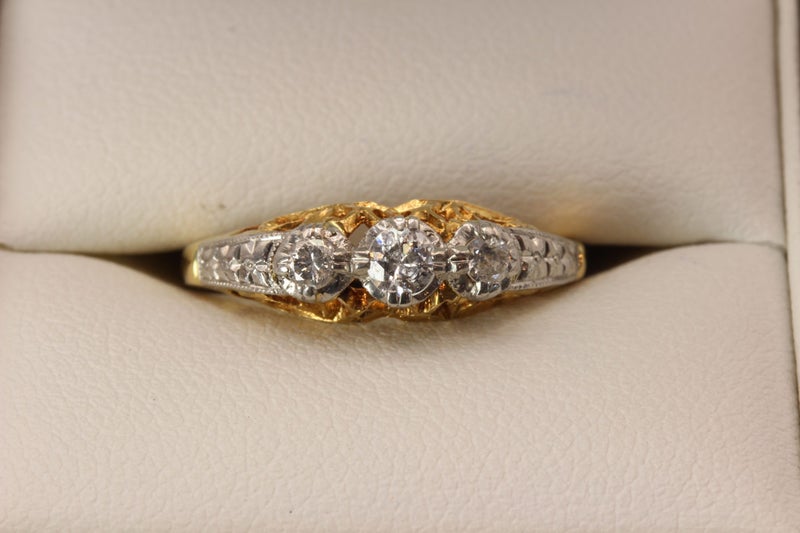 0.26CT 18ct Vintage European-cut Diamond ring Carousel 10