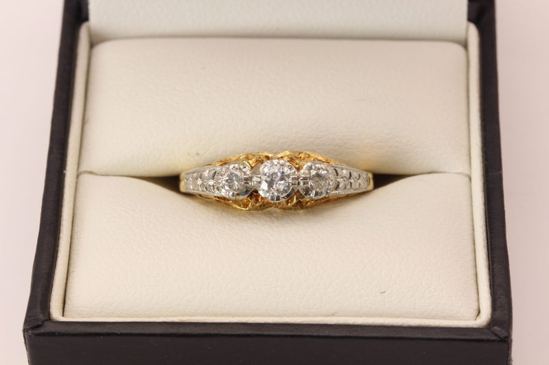 0.26CT 18ct Vintage European-cut Diamond ring Carousel 1