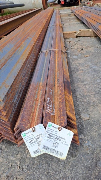 EQUAL ANGLE 65mm x 65mm x 8mm, 9000mm L Carousel 1