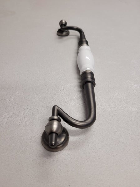 25x Ceramic White Handles, 224mm Carousel 4