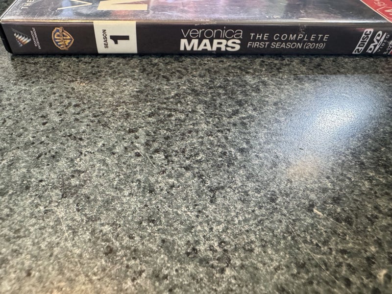 Veronica Mars (2019): The Complete First Season DVD or Season 4 Carousel 1