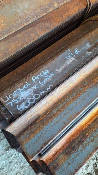 UNEQUAL ANGLE 75mm x 50mm x 6mm, 6000mm L Carousel 2