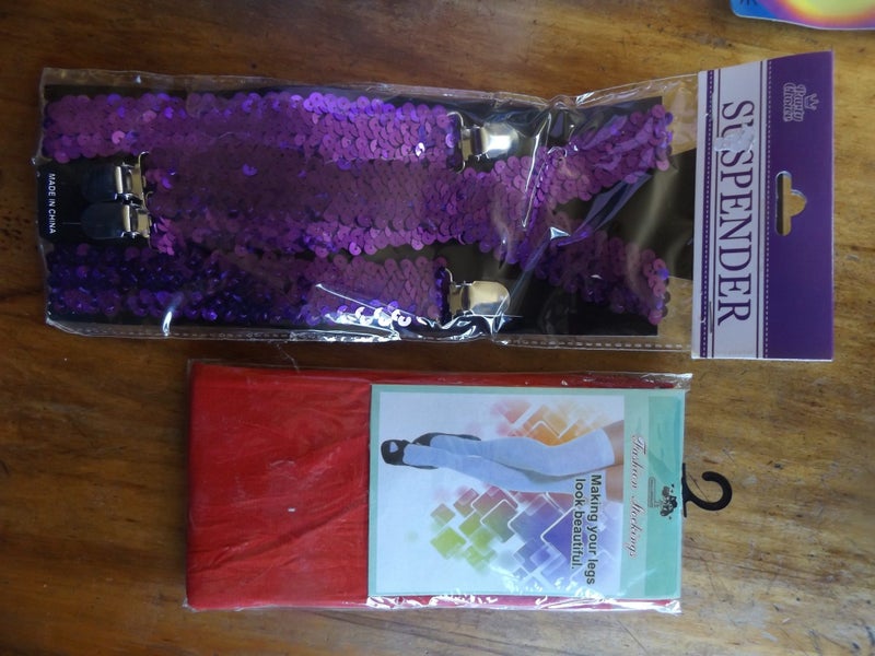 Fun dress-up/fancy dress set in adult sizes Carousel 2
