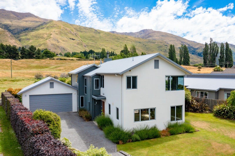 52 Kelliher Drive, Wanaka, Otago