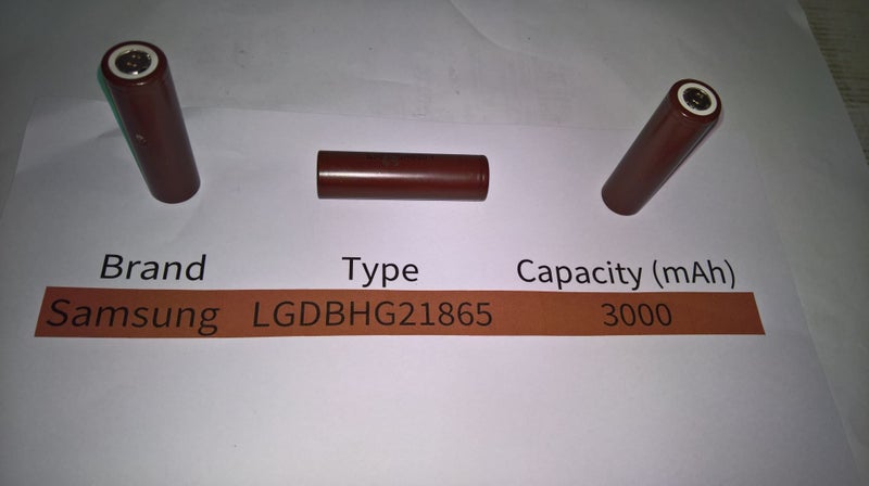 2 pcs Vape / Large Flashlight Battery LG LGDBHG21865 Carousel 1