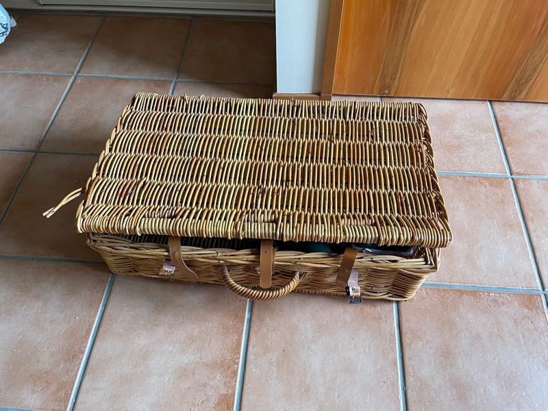 Wicker/Cane Hamper (Vintage/Retro) Carousel 3