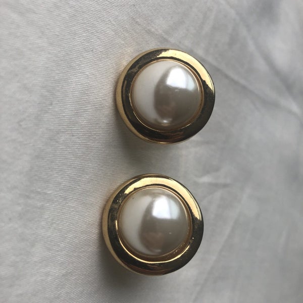 Vintage Pearl Costume Clip On Earrings Carousel 2