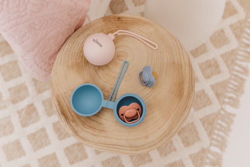 Bubble: Silicone Pacifier Holder - Blue Carousel 5