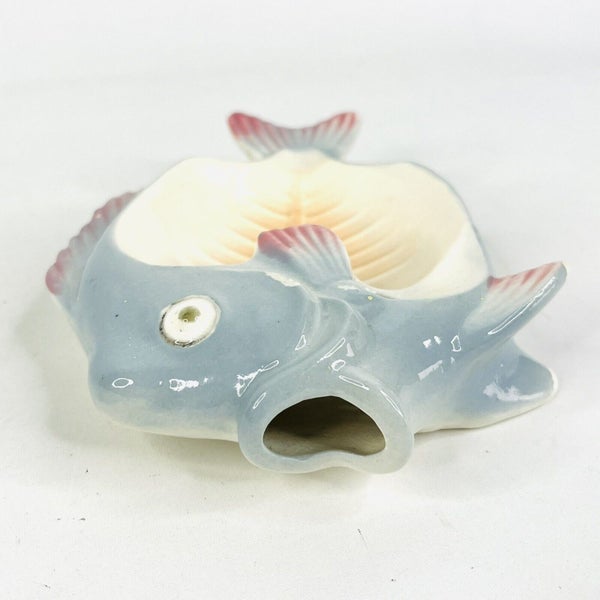 Vintage Kitsch or Uber Cool - Retro Ceramic Smoking Fish Ashtray. Carousel 2