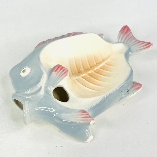 Vintage Kitsch or Uber Cool - Retro Ceramic Smoking Fish Ashtray. Carousel 1