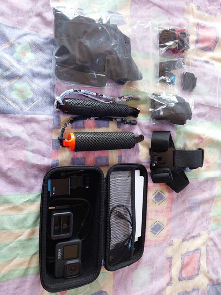 gopro black 9 waterproof Carousel 1