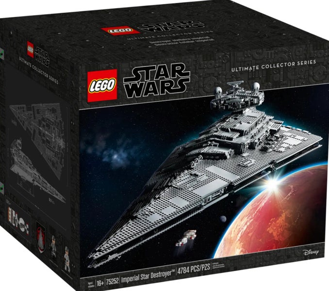 Lego Star Wars Imperial Star Destroyer (75252) Carousel 1