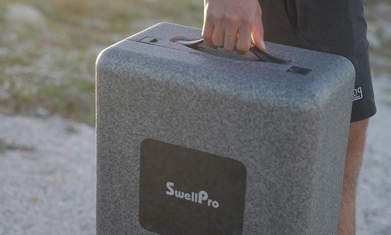 Swellpro Fisheman FD1 Hard Case Carousel 3