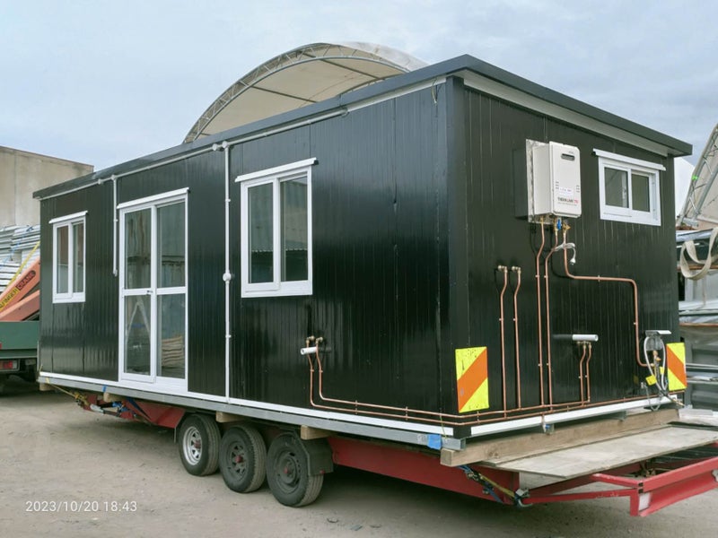 10.3x2.9m assembled cabin with kitchen, bathroom self-contained Carousel 1