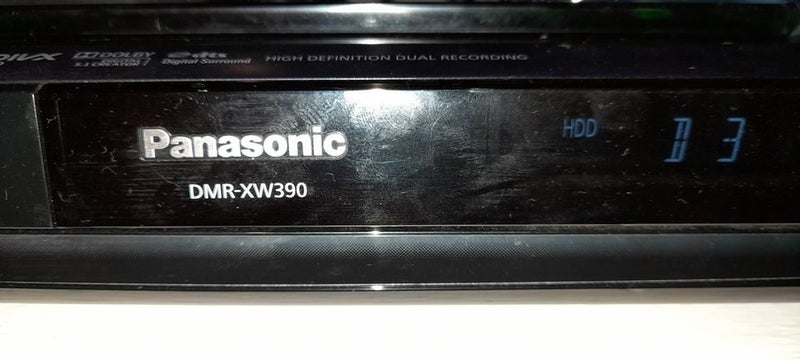 Panasonic DMR-XW390 500GB HD MyFreeView HDD Recorder for UHF excellent condition Carousel 3