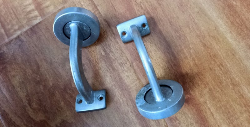 Brand new chrome handrail bracket Carousel 1