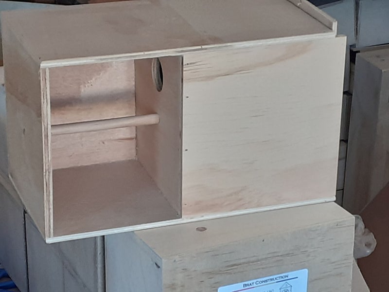 Gouldian finch nest box Carousel 1