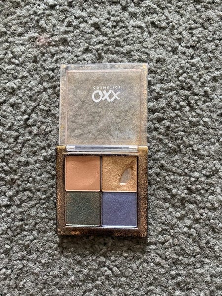 Eyeshadow palette Carousel 1