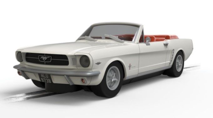 Scalextric C4404 007 Bond Mustang 'Goldfinger' Carousel 1