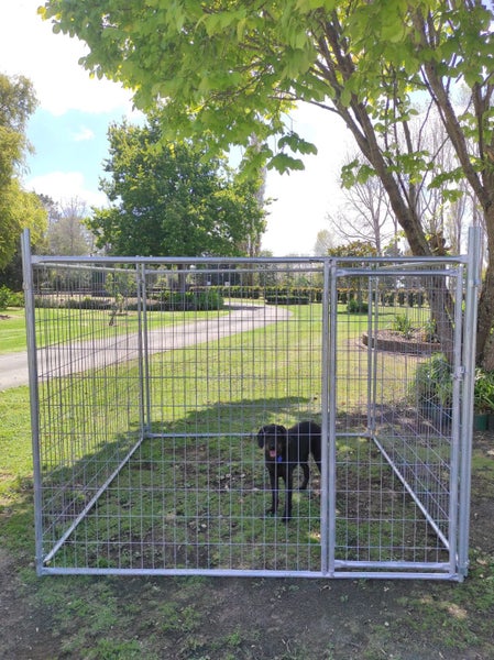 Dog Run / Pet Enclosure - 2.4m x 2.4m Temporary Fence Carousel 1