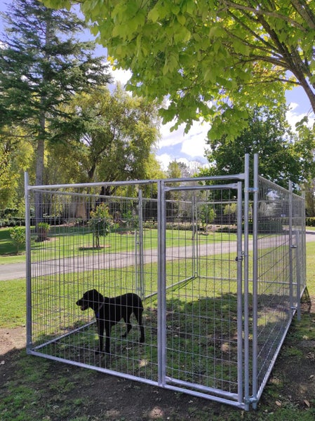 Dog Run / Pet Enclosure - 4.8m x 2.4m Temporary Fence Carousel 1