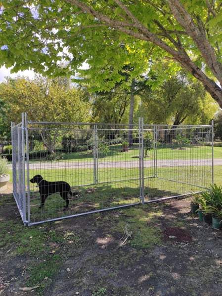 Dog Run / Pet Enclosure - 4.8m x 2.4m Temporary Fence Carousel 2