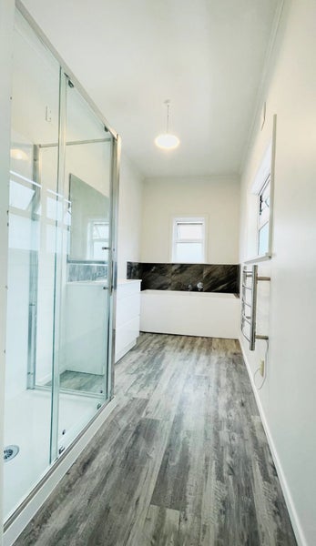 Framed Shower Rectangle Sliding 1200wx800dx1900h Door+Tray+ Liner Carousel 1