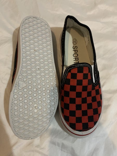 RED AND BLACK CHEQUERED SLIP ON SNEAKERS SIZE 32 Carousel 2
