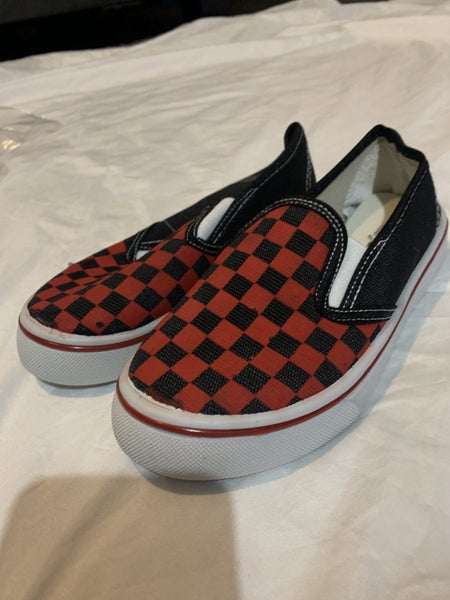 RED AND BLACK CHEQUERED SLIP ON SNEAKERS SIZE 32 Carousel 3