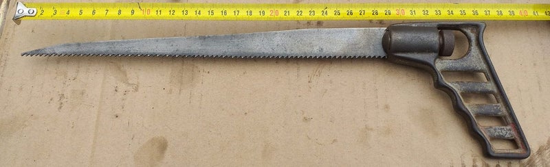 Cast iron saw Carousel 1