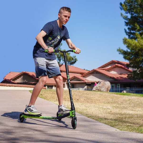 MADD GEAR X KARVER SCOOTER Carousel 2