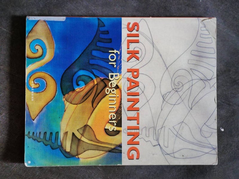Books clear out. Carousel 13
