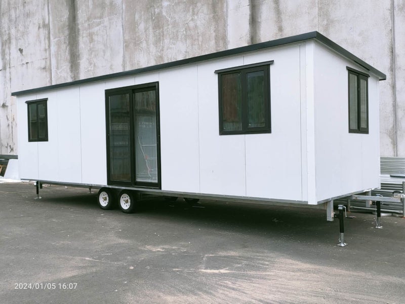 tiny home/cabin on wheesl-2 bedroom Carousel 1