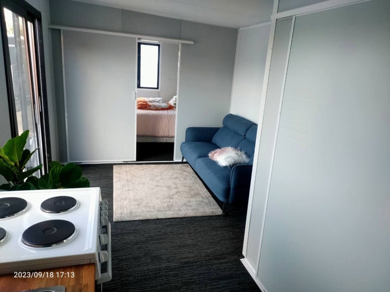 tiny home/cabin on wheesl-2 bedroom Carousel 15