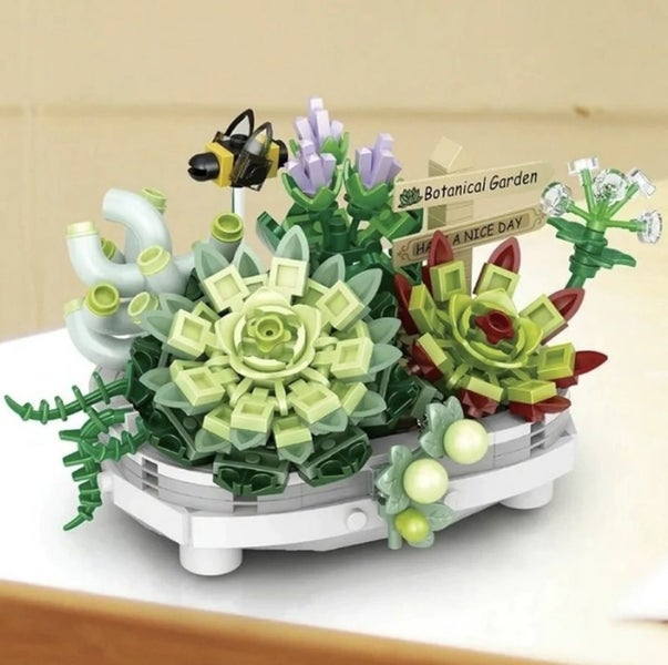 Loz MiniBlock Eternal Flowers "Echeveria" Carousel 1