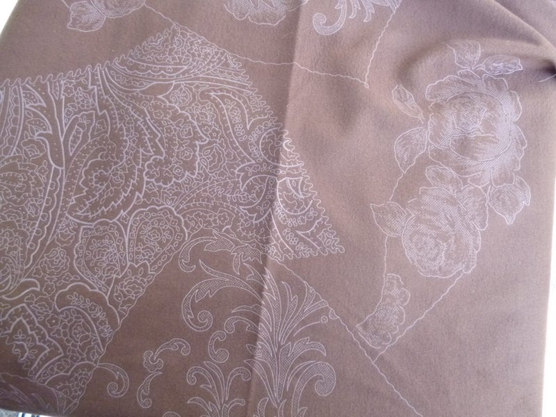 STRETCH KNIT FABRIC Carousel 2
