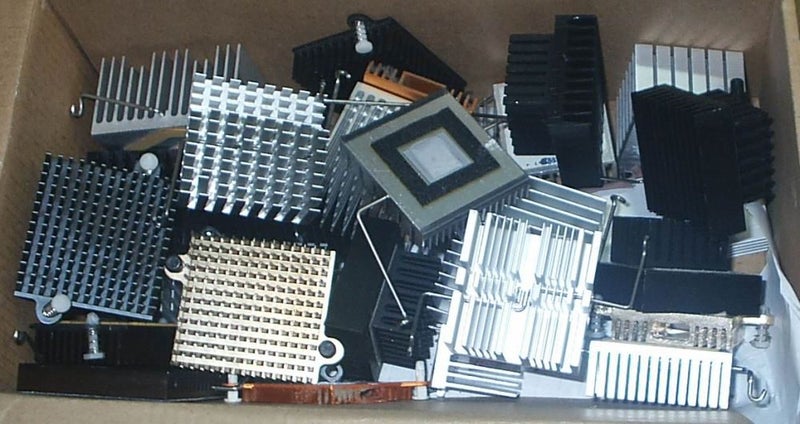 20 Assorted Small Alloy Heat Sinks Carousel 2