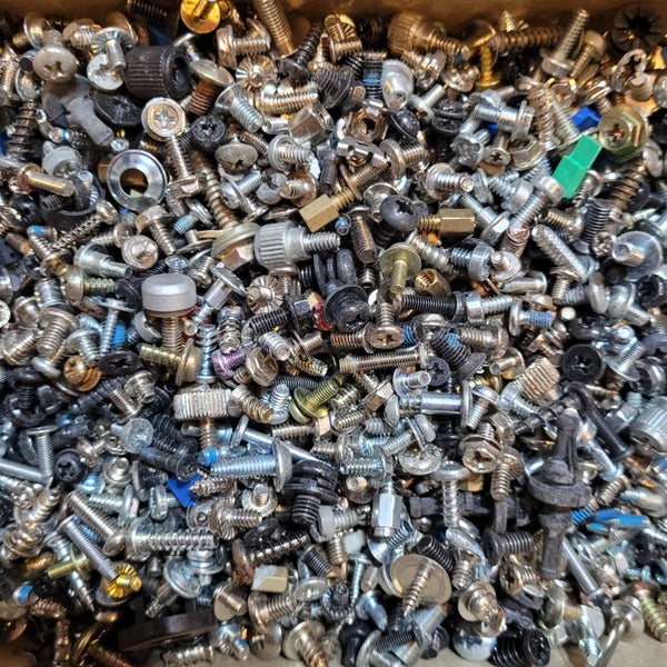 500 Grams (half a kilo) of Assorted Small Screws Carousel 1