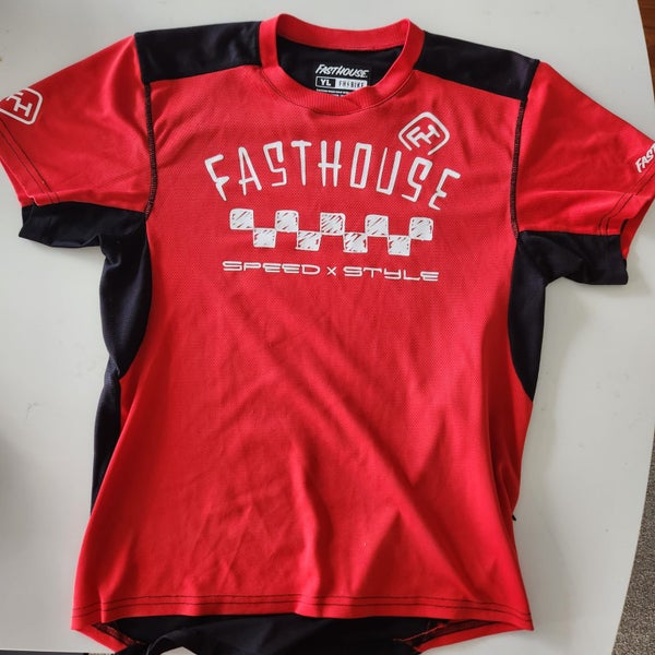 Fast House - youth large Carousel 2